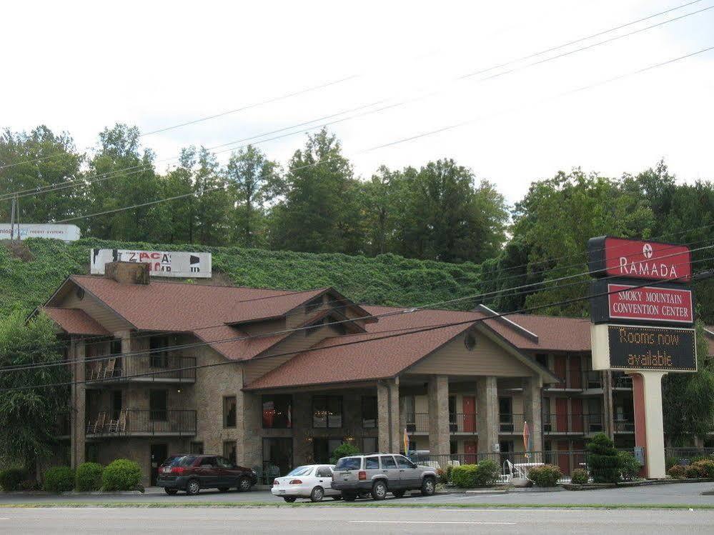 Days Inn By Wyndham Pigeon Forge South מראה חיצוני תמונה